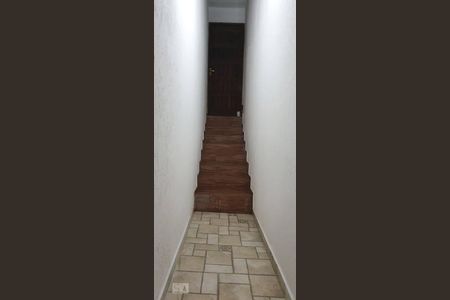 Casa à venda com 365m², 7 quartos e 4 vagas Casa à venda com 365m², 7 quartos e 4 vagasEntrada - casa 2