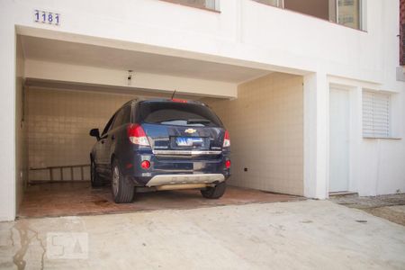 Casa à venda com 365m², 7 quartos e 4 vagas Casa à venda com 365m², 7 quartos e 4 vagasGaragem