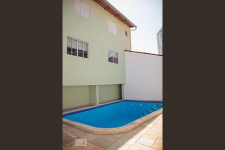 Casa à venda com 365m², 7 quartos e 4 vagas Casa à venda com 365m², 7 quartos e 4 vagasQuintal