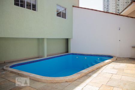 Casa à venda com 365m², 7 quartos e 4 vagas Casa à venda com 365m², 7 quartos e 4 vagasPiscina