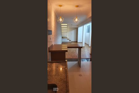 Casa à venda com 365m², 7 quartos e 4 vagas Casa à venda com 365m², 7 quartos e 4 vagasSala - casa 2