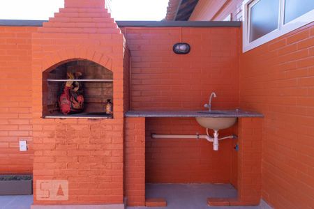 Casa de condomínio à venda com 220m², 3 quartos e 2 vagasTerraço