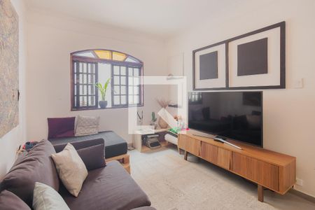 Sala de casa à venda com 3 quartos, 120m² em Cerqueira César, São Paulo