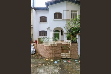 Casa de condomínio à venda com 120m², 3 quartos e 1 vagaÁrea externa