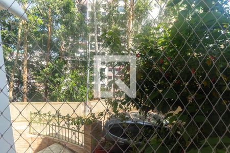 Vista de casa de condomínio à venda com 3 quartos, 120m² em Cerqueira César, São Paulo