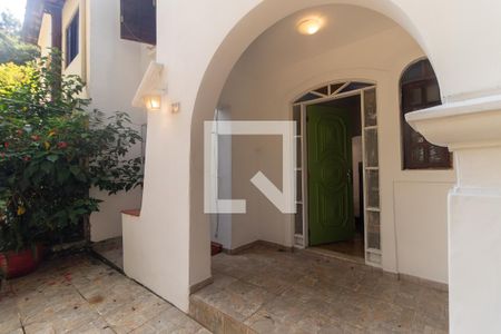 Casa de condomínio à venda com 120m², 3 quartos e 1 vagaÁrea externa