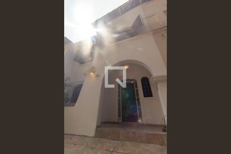 Casa de condomínio à venda com 120m², 3 quartos e 1 vagaFachada