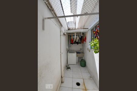 Casa de condomínio à venda com 75m², 1 quarto e 1 vaga Casa de condomínio à venda com 75m², 1 quarto e 1 vagaArea de Serviço