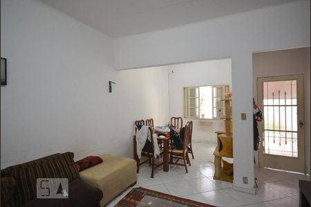 Casa de condomínio à venda com 75m², 1 quarto e 1 vaga Casa de condomínio à venda com 75m², 1 quarto e 1 vagaSala