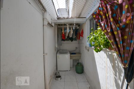Casa de condomínio à venda com 75m², 1 quarto e 1 vaga Casa de condomínio à venda com 75m², 1 quarto e 1 vagaArea de Serviço