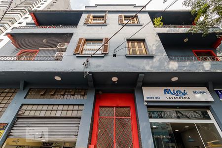 Apartamento para alugar com 80m², 2 quartos e sem vagaFachada