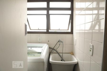 Apartamento para alugar com 55m², 2 quartos e 1 vagaÁrea de Serviço