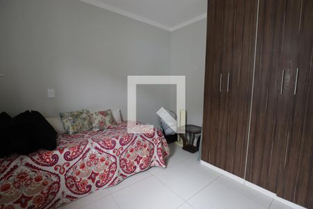 Quarto de casa para alugar com 2 quartos, 64m² em Vila Urupês, Suzano