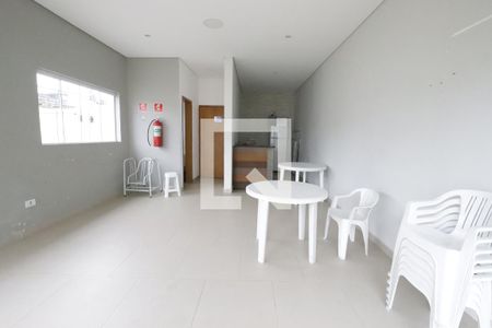 Casa para alugar com 64m², 2 quartos e 1 vagaÁrea comum - Salão de festas