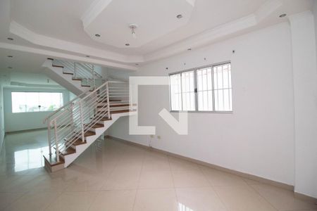 Sala de casa à venda com 3 quartos, 196m² em Jardim Flor da Montanha, Guarulhos