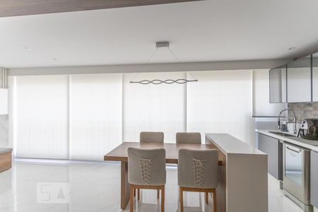 Apartamento à venda com 105m², 3 quartos e 2 vagasVaranda Sala