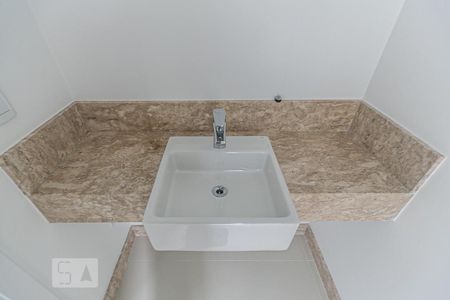 Apartamento à venda com 346m², 3 quartos e 4 vagasBanheiro do Quarto 2