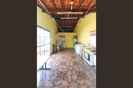 Casa à venda com 350m², 3 quartos e 3 vagas Casa à venda com 350m², 3 quartos e 3 vagasEspaço Gourmet