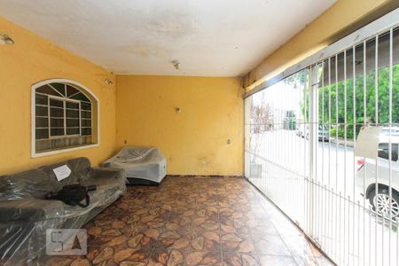 Casa à venda com 350m², 3 quartos e 3 vagas Casa à venda com 350m², 3 quartos e 3 vagasGaragem
