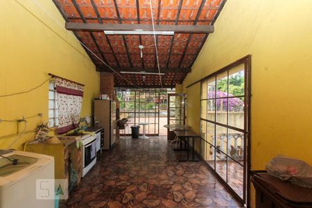 Casa à venda com 350m², 3 quartos e 3 vagas Casa à venda com 350m², 3 quartos e 3 vagasEspaço Gourmet