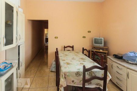 Casa à venda com 350m², 3 quartos e 3 vagas Casa à venda com 350m², 3 quartos e 3 vagasCozinha