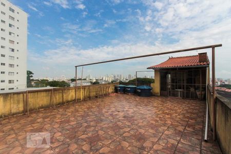 Casa à venda com 350m², 3 quartos e 3 vagas Casa à venda com 350m², 3 quartos e 3 vagasTerraço