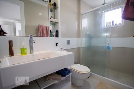 Apartamento à venda com 180m², 3 quartos e 2 vagasBanheiro da Suíte