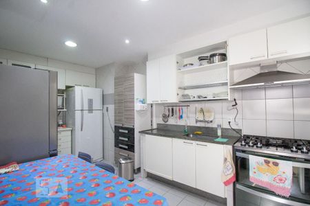 Apartamento à venda com 180m², 3 quartos e 2 vagasCozinha