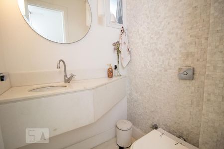 Apartamento à venda com 180m², 3 quartos e 2 vagasLavabo