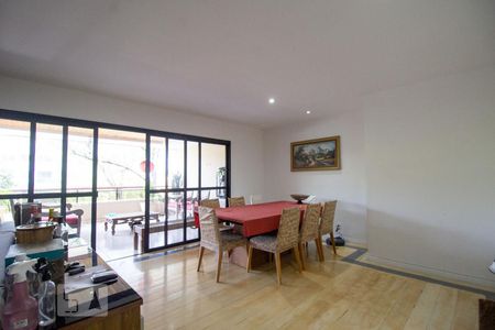 Apartamento à venda com 180m², 3 quartos e 2 vagasSala