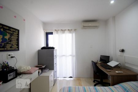 Apartamento à venda com 180m², 3 quartos e 2 vagasQuarto 1