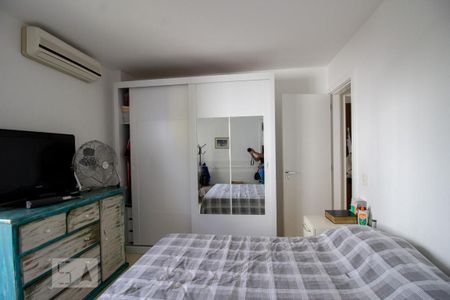 Apartamento à venda com 180m², 3 quartos e 2 vagasSuíte
