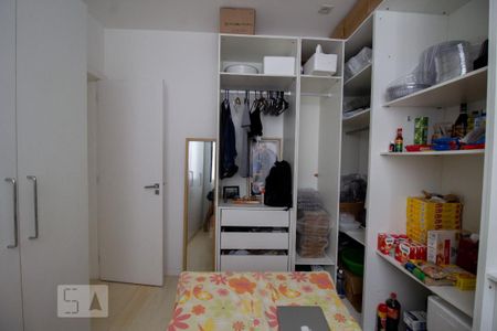 Apartamento à venda com 180m², 3 quartos e 2 vagasQuarto 2
