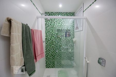 Apartamento à venda com 180m², 3 quartos e 2 vagasBanheiro