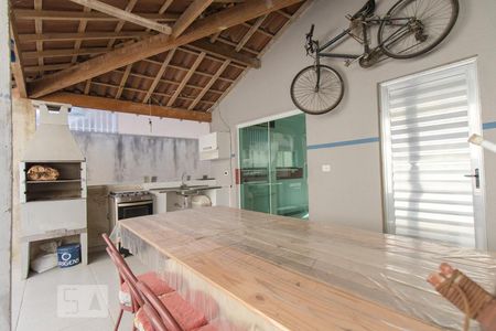 Casa para alugar com 100m², 3 quartos e 1 vagaQuintal