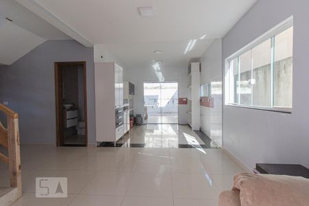 Sala de casa para alugar com 3 quartos, 100m² em Campo de Santana, Curitiba