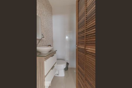 Lavabo de casa para alugar com 3 quartos, 100m² em Campo de Santana, Curitiba