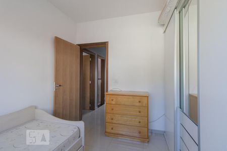 Quarto 1 de casa para alugar com 3 quartos, 100m² em Campo de Santana, Curitiba