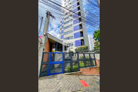 Apartamento para alugar com 96m², 2 quartos e 2 vagasFachada