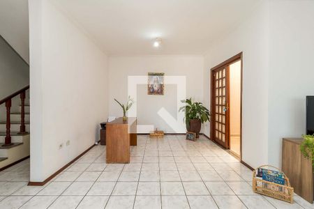 Sala de casa à venda com 3 quartos, 182m² em Vila Galvão, Jundiaí