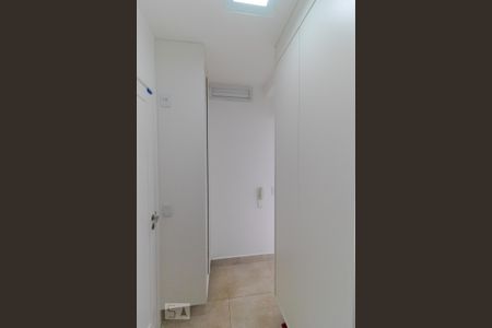 Apartamento à venda com 87m², 3 quartos e 2 vagas Apartamento à venda com 87m², 3 quartos e 2 vagasÁrea de Serviço