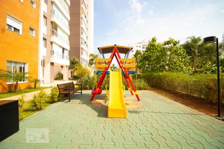 Apartamento à venda com 87m², 3 quartos e 2 vagas Apartamento à venda com 87m², 3 quartos e 2 vagasÁrea Comum - Playground