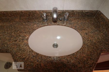 Apartamento para alugar com 69m², 3 quartos e 1 vagaBanheiro Social - pia