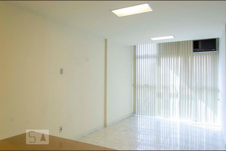 Studio de kitnet/studio à venda com 1 quarto, 31m² em Centro, Rio de Janeiro