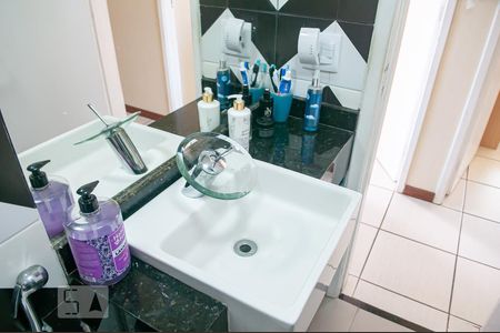 Apartamento à venda com 184m², 3 quartos e 2 vagasBanheiro