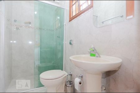 Banheiro da Suíte 1 de casa à venda com 3 quartos, 163m² em Jardim Santa Barbara, Guarulhos