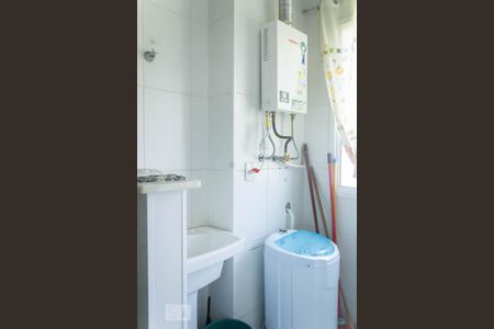 Apartamento para alugar com 65m², 3 quartos e 1 vagaÁrea de Serviço