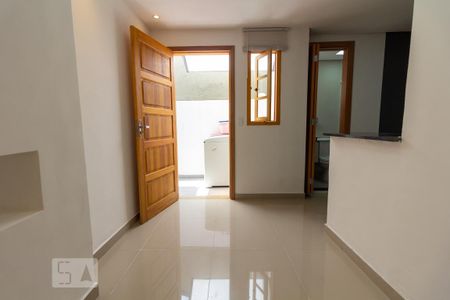 Sala de casa para alugar com 1 quarto, 50m² em Jardim Trussardi, São Paulo