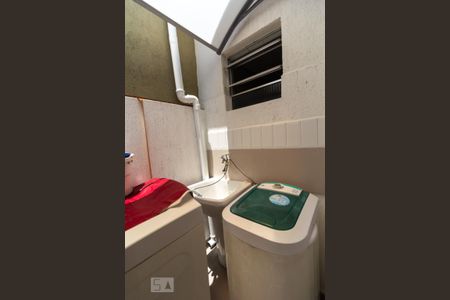 Casa para alugar com 50m², 1 quarto e 1 vagaÁrea de Serviço