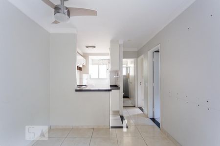 Sala de apartamento para alugar com 2 quartos, 47m² em Santa Maria, Osasco